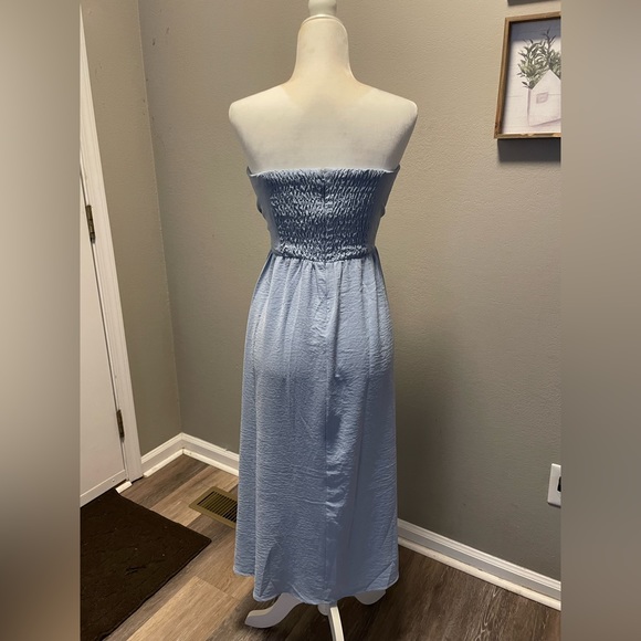 Strapless dress - Picture 2 of 5